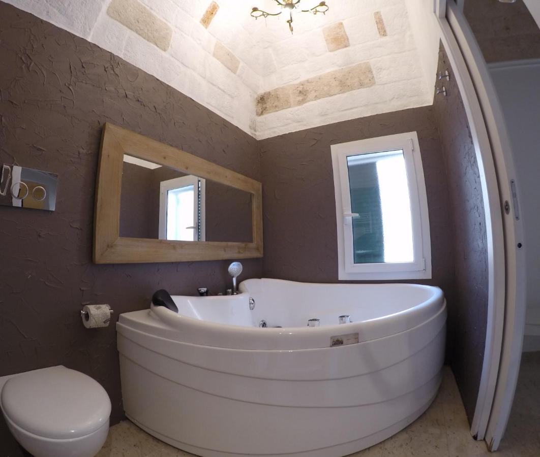 Chichouse Hotel Monopoli Eksteriør billede